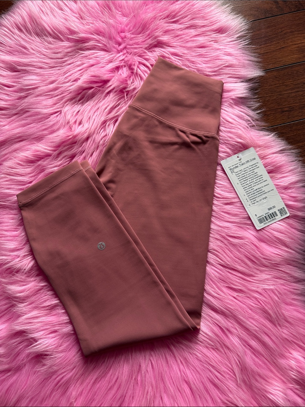 Size 8 Wunder train HR crop 23” brier rose NWT
